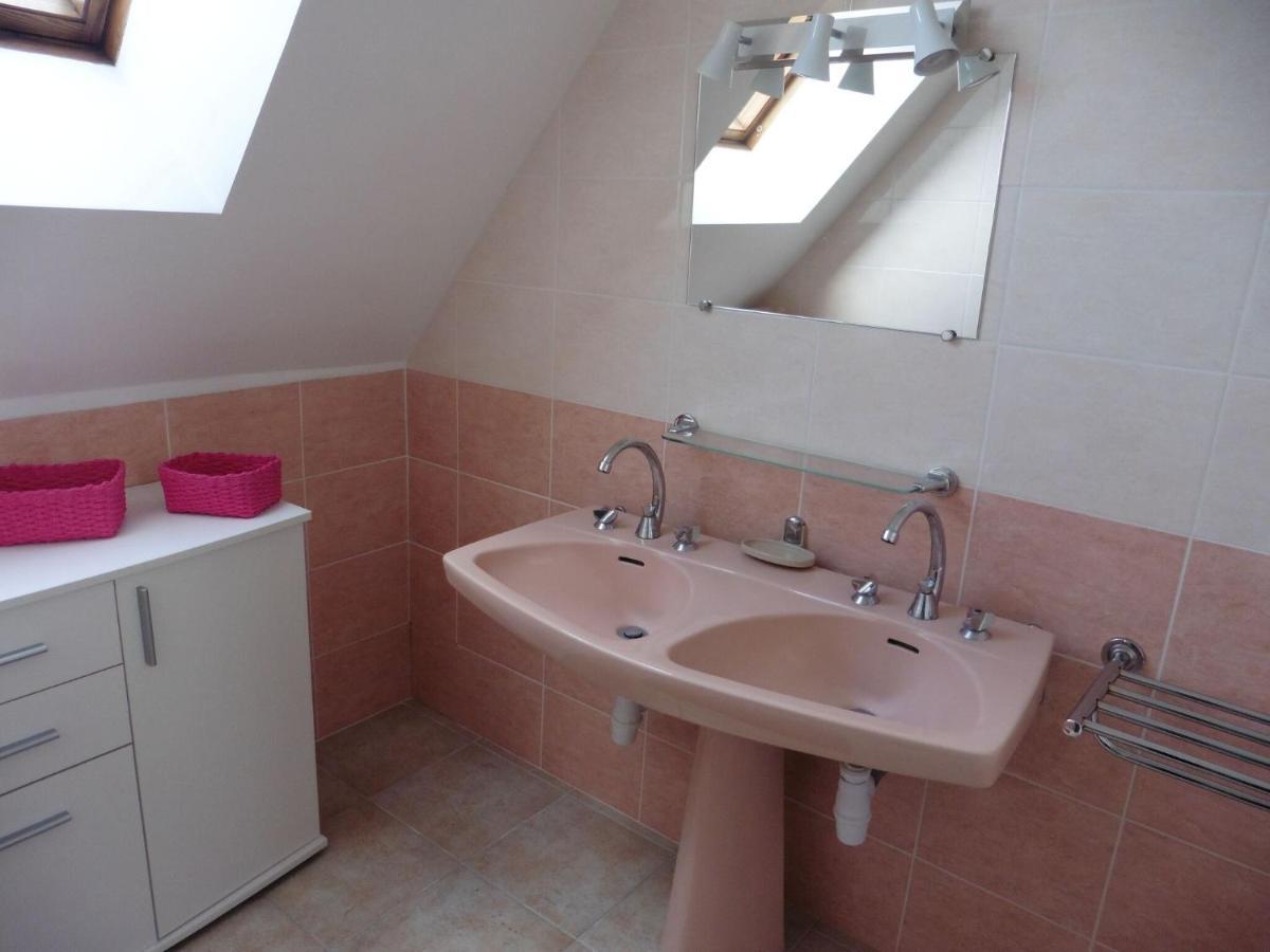 Holiday Home Sea View, Plouhinec 普卢伊内克 外观 照片